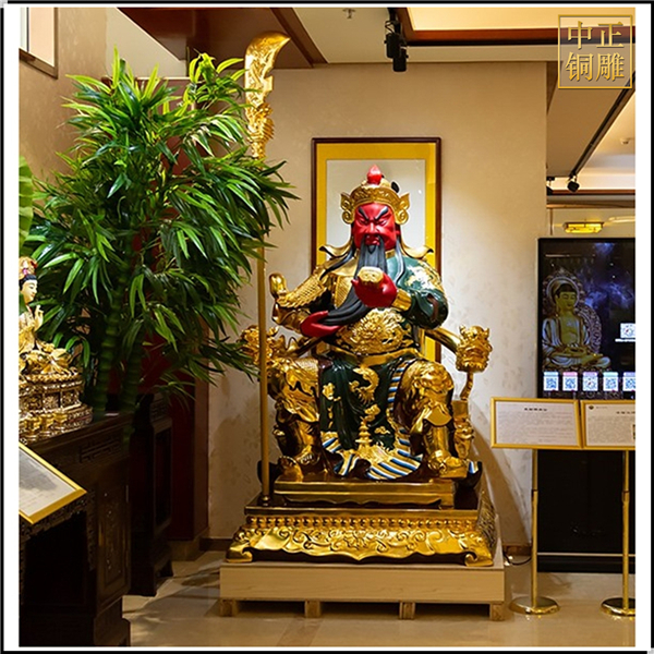 室內鎏金關公銅像.jpg 室內鎏金關公銅像.jpg